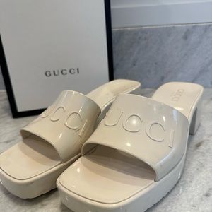 Gucci Rubber slides